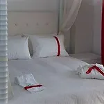 Thea - & Apart Otel Marmari (Evia)