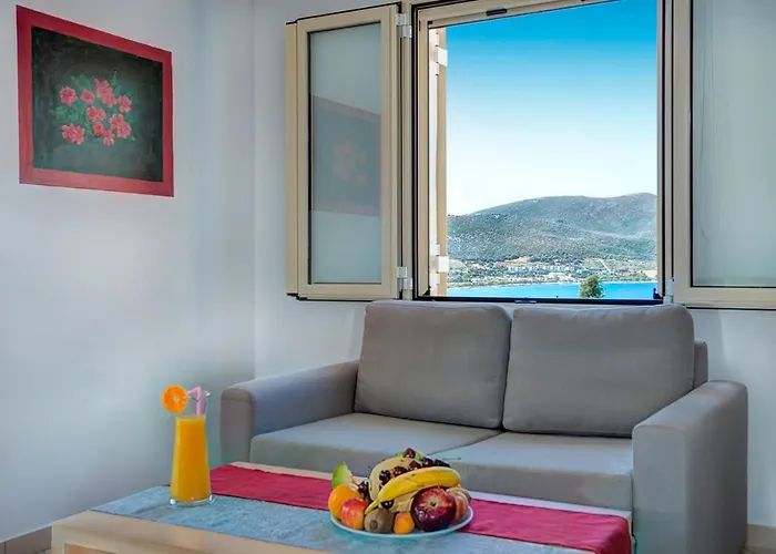 Thea - & Lägenhetshotell Marmari (Evia)