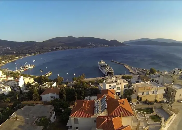 Lägenhetshotell Thea - & Marmari (Evia)