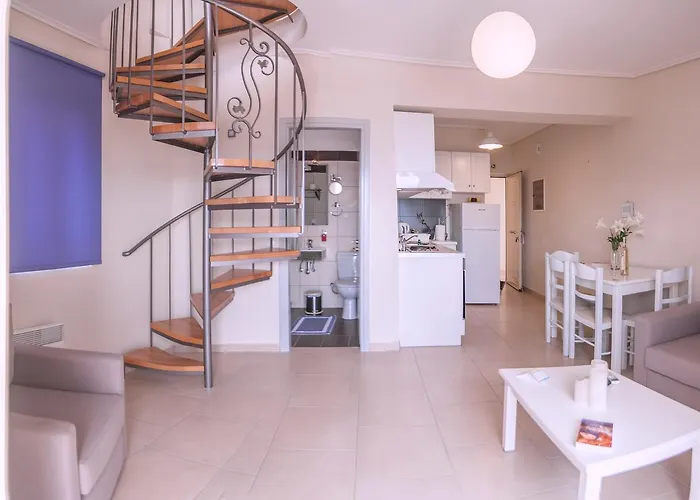 Thea - & Lägenhetshotell Marmari (Evia)